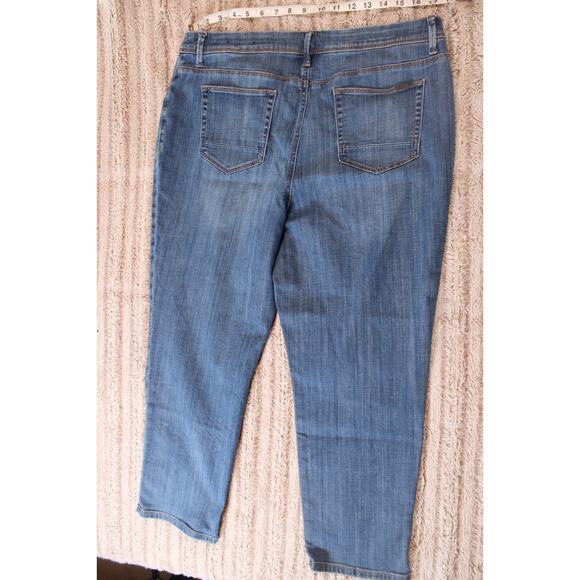 Chicos So Slimming Girlfriend Crop Jeans Chicos Sz Blue Jeans, nice - Picture 11 of 14